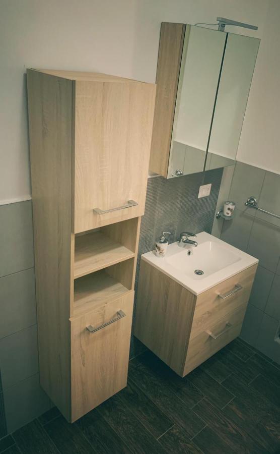 Da Patrizia E Valerio Apartment Palermo Ngoại thất bức ảnh